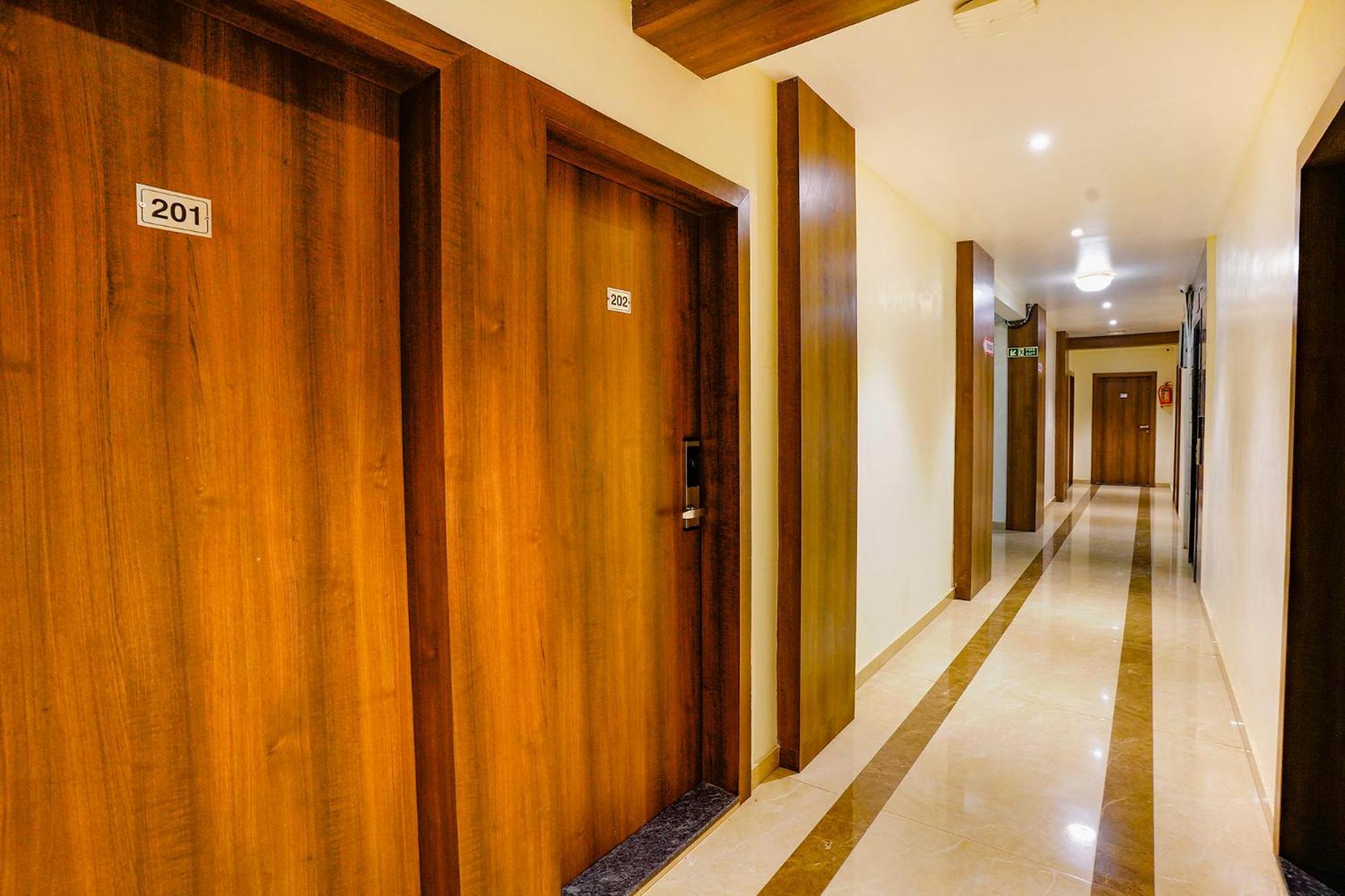 Fabhotel Prime Hangout - Narhe Yerandwane Buitenkant foto