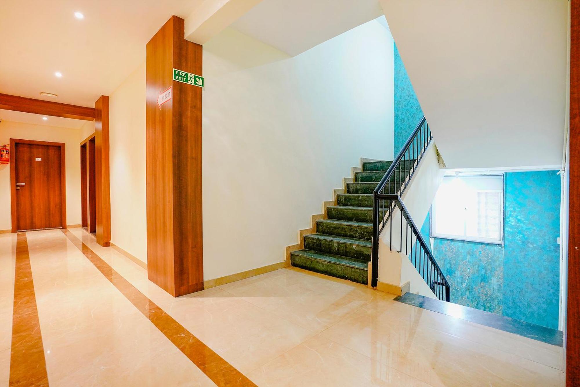 Fabhotel Prime Hangout - Narhe Yerandwane Buitenkant foto